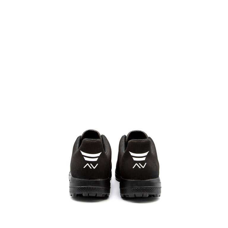 LYNX BLACK